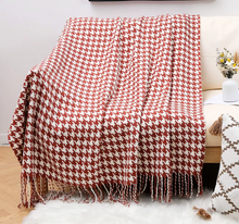 Load image into Gallery viewer, Houndstooth Throw Blankets