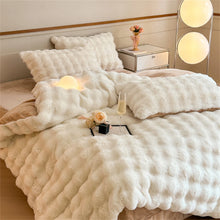 Load image into Gallery viewer, Gradient Fur Duvet Set