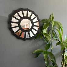 Load image into Gallery viewer, مرايا أنثوية إلهية