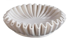 Load image into Gallery viewer, Minimal Ruffled Bowls