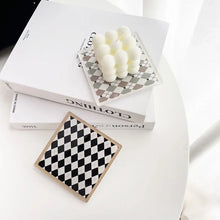 Load image into Gallery viewer, Classic Argyle Coasters