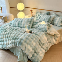 Load image into Gallery viewer, Gradient Fur Duvet Set