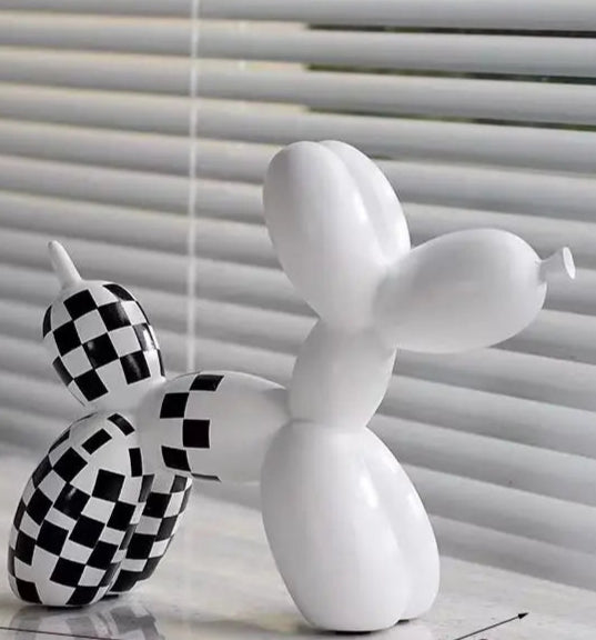 Checkered Balloon Dog Decor