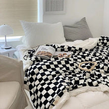 Load image into Gallery viewer, Soft Checkered Throw Blankets