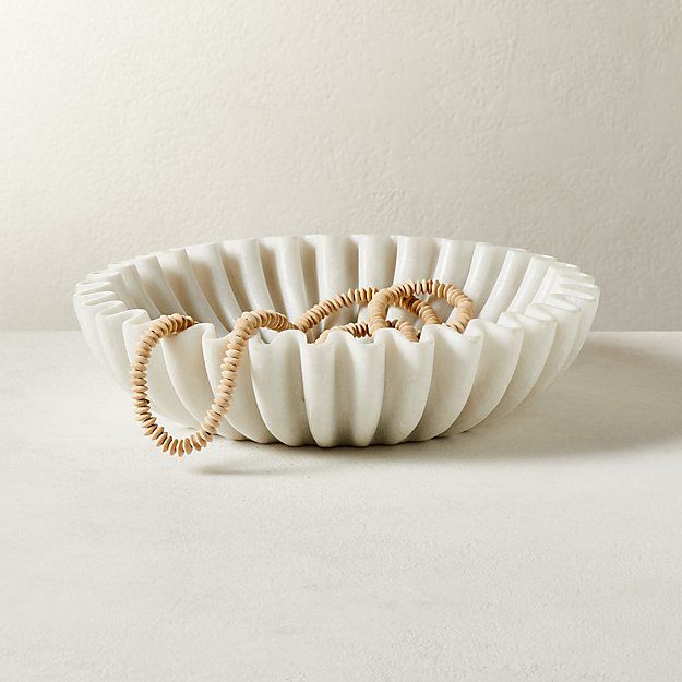Minimal Ruffled Bowls