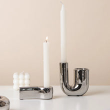 Cargar imagen en el visor de la galería, Candelabros SilverLuxe

