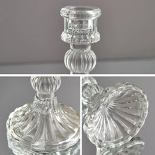 Cargar imagen en el visor de la galería, Candelabros de cristal reluciente
