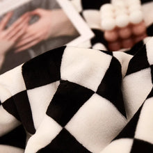 Load image into Gallery viewer, Soft Checkered Throw Blankets
