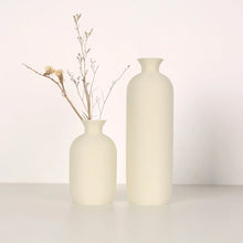 Load image into Gallery viewer, Matte Abony Vases
