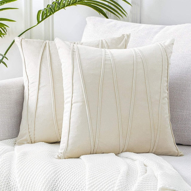 Velvet Valentin Throw Pillows