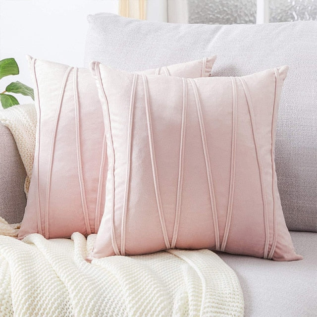Velvet Valentin Throw Pillows